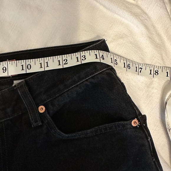 Levi’s 550 Jeans - Picture 5 of 6